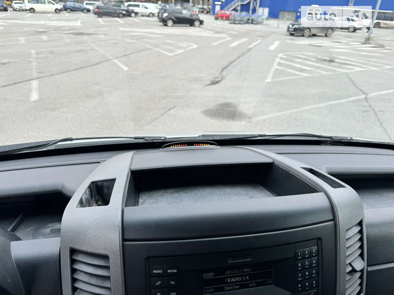 Інші вантажівки Volkswagen Crafter 2015 в Чернівцях