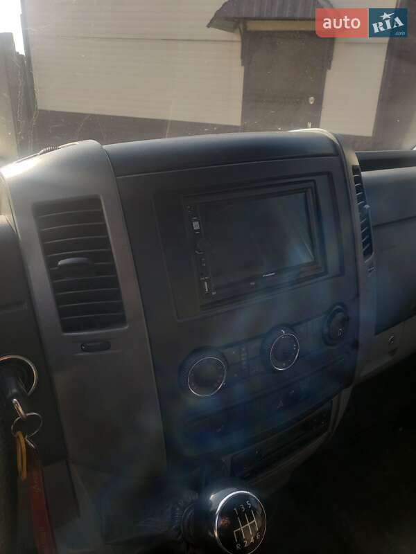 Грузовой фургон Volkswagen Crafter 2014 в Запорожье