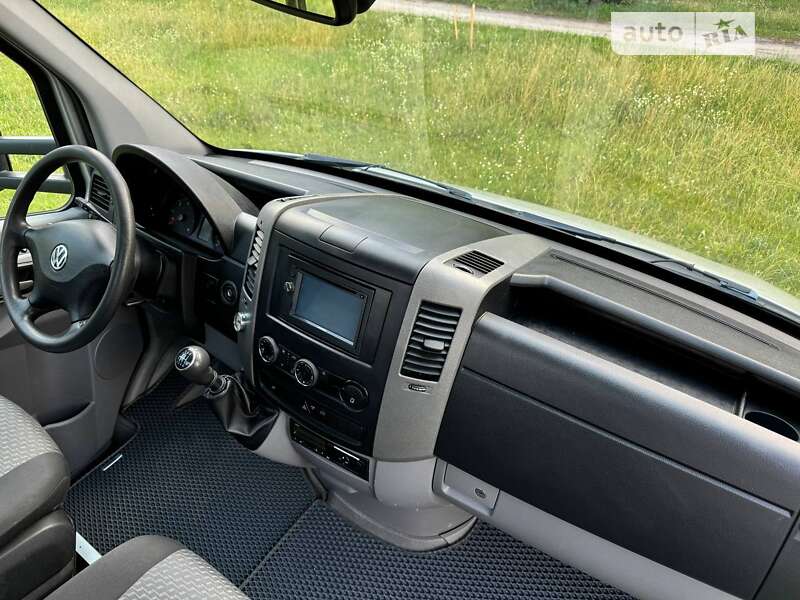 Автовоз Volkswagen Crafter 2012 в Харькове