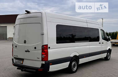 Туристический / Междугородний автобус Volkswagen Crafter 2011 в Староконстантинове