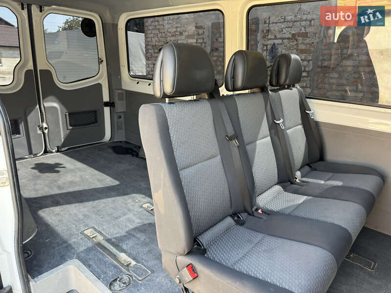 Микроавтобус Volkswagen Crafter 2012 в Апостолово