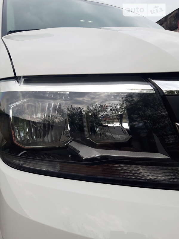 Грузопассажирский фургон Volkswagen Crafter 2018 в Киеве