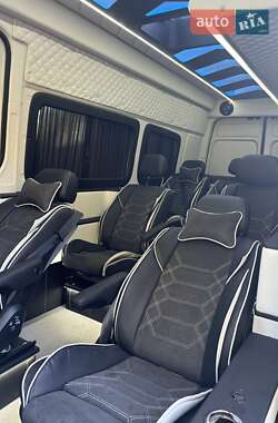 Туристический / Междугородний автобус Volkswagen Crafter 2020 в 