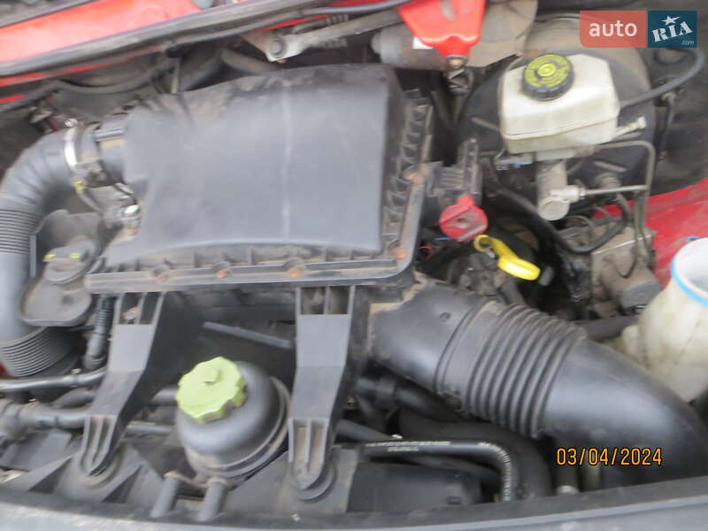 Вантажний фургон Volkswagen Crafter 2016 в Чорткові