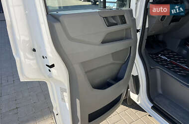 Грузовой фургон Volkswagen Crafter 2017 в Ужгороде