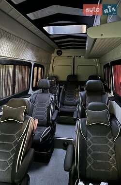 Туристический / Междугородний автобус Volkswagen Crafter 2020 в 