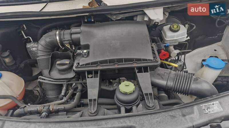 Грузовой фургон Volkswagen Crafter 2015 в Киеве