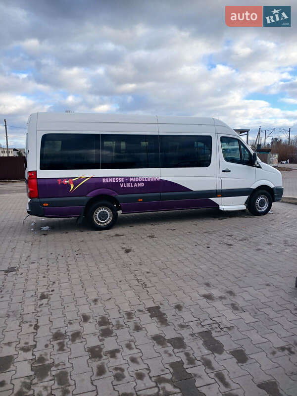 Пригородный автобус Volkswagen Crafter 2012 в Киеве