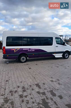 Пригородный автобус Volkswagen Crafter 2012 в 