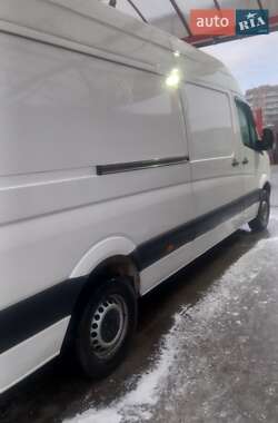 Грузовой фургон Volkswagen Crafter 2016 в Кривом Роге