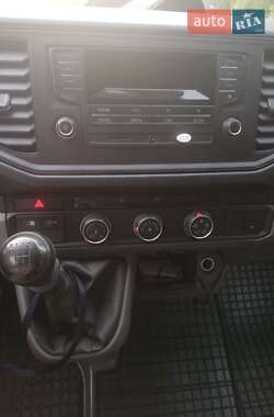 Грузопассажирский фургон Volkswagen Crafter 2018 в 