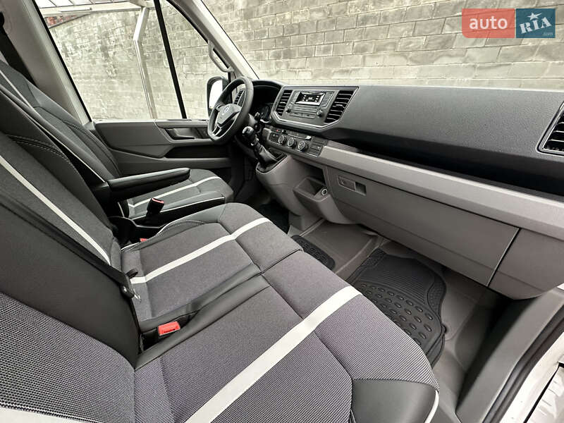 Грузопассажирский фургон Volkswagen Crafter 2018 в Ровно