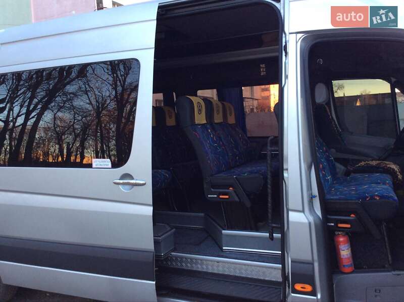 Туристический / Междугородний автобус Volkswagen Crafter 2010 в Виннице