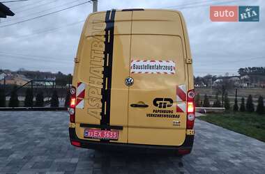 Вантажопасажирський фургон Volkswagen Crafter 2012 в Рівному