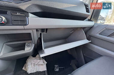 Грузовой фургон Volkswagen Crafter 2023 в 