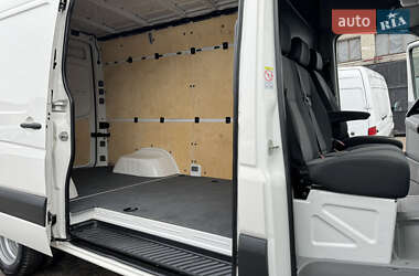 Грузовой фургон Volkswagen Crafter 2016 в 