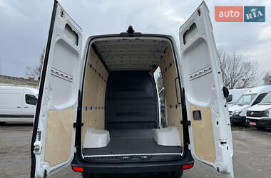 Грузовой фургон Volkswagen Crafter 2016 в 