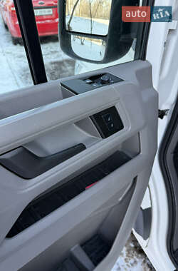 Грузопассажирский фургон Volkswagen Crafter 2019 в 