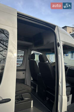 Микроавтобус Volkswagen Crafter 2010 в 