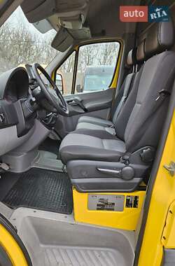 Грузовой фургон Volkswagen Crafter 2012 в 
