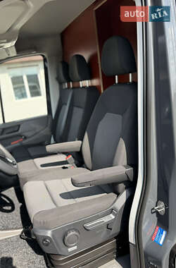 Грузовой фургон Volkswagen Crafter 2021 в 