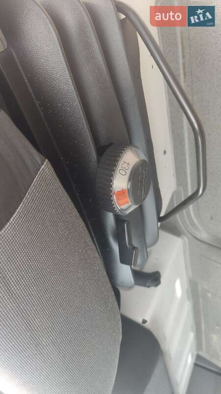 Грузовой фургон Volkswagen Crafter 2016 в Ковеле