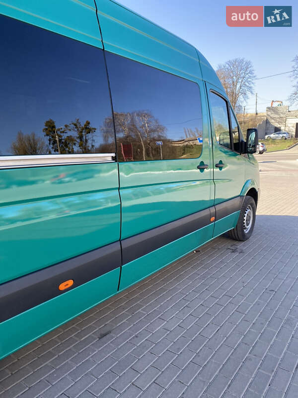 Микроавтобус Volkswagen Crafter 2014 в Ровно