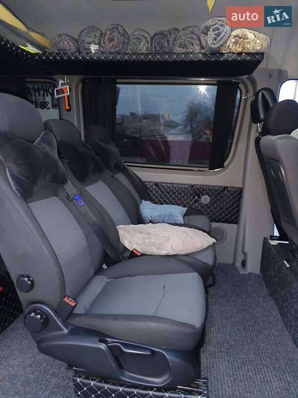 Микроавтобус Volkswagen Crafter 2013 в Старой Выжевке