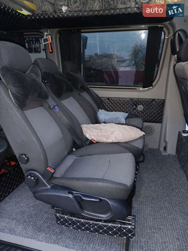 Микроавтобус Volkswagen Crafter 2013 в Старой Выжевке