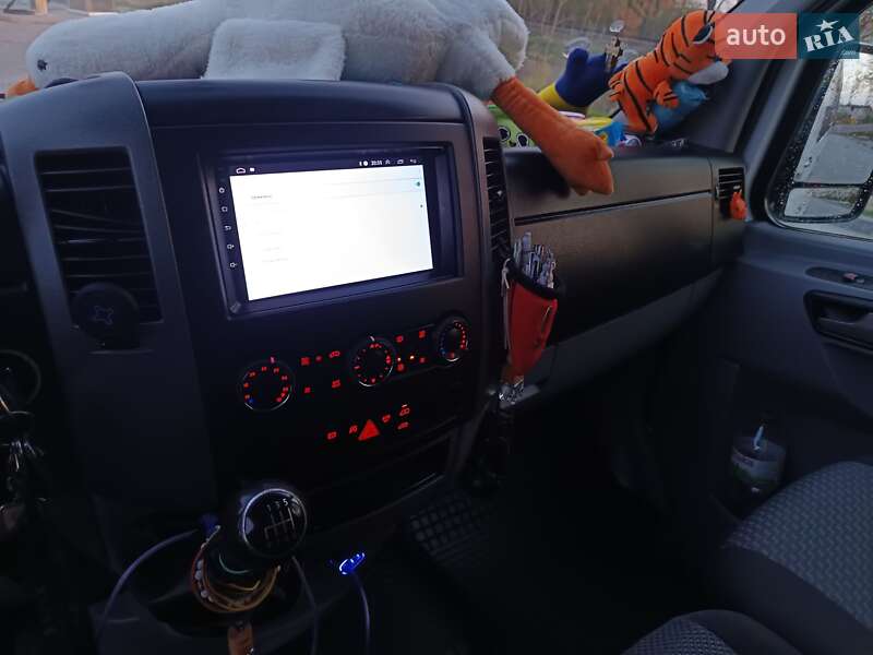 Микроавтобус Volkswagen Crafter 2013 в Старой Выжевке