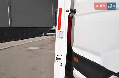 Грузовой фургон Volkswagen Crafter 2022 в 