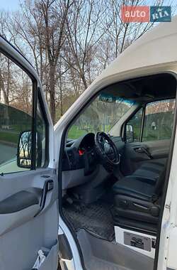 Вантажний фургон Volkswagen Crafter 2014 в 