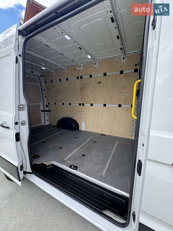 Грузовой фургон Volkswagen Crafter 2020 в Коростене