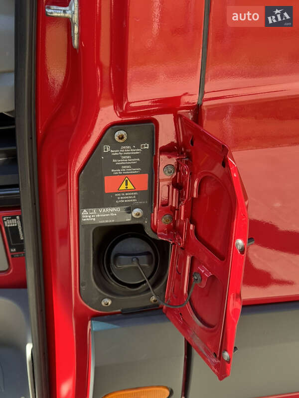 Вантажний фургон Volkswagen Crafter 2010 в Миколаєві