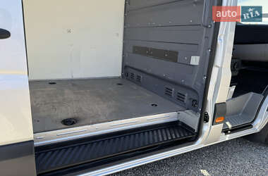 Грузовой фургон Volkswagen Crafter 2016 в 