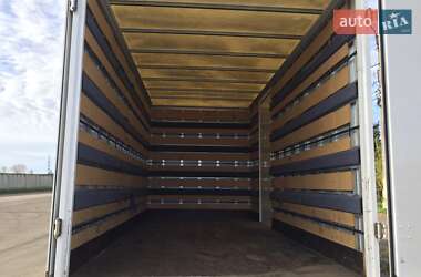 Грузовой фургон Volkswagen Crafter 2011 в 