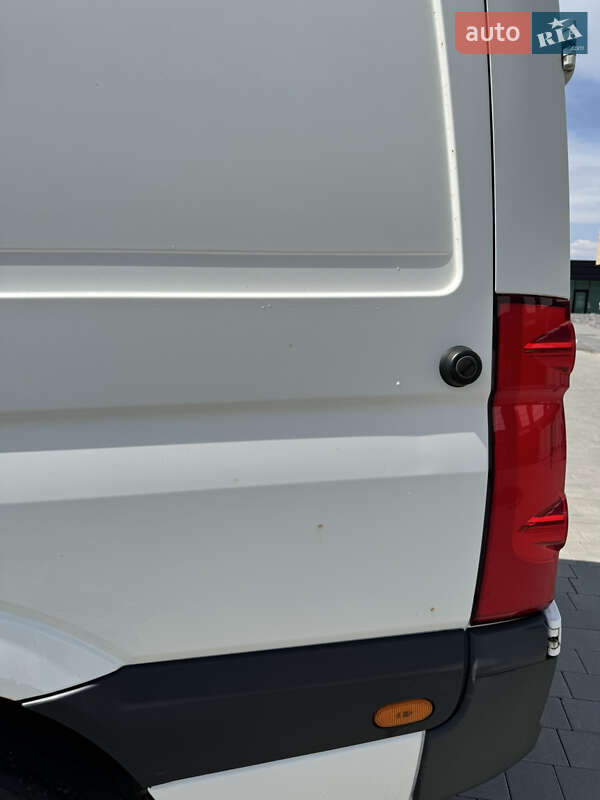 Вантажний фургон Volkswagen Crafter 2016 в Хмельницькому