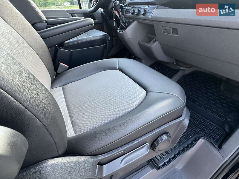 Вантажний фургон Volkswagen Crafter 2019 в Ковелі