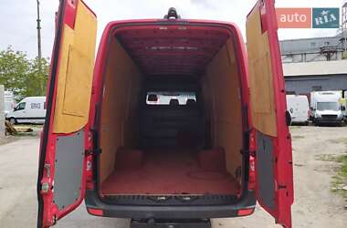 Грузовой фургон Volkswagen Crafter 2013 в 