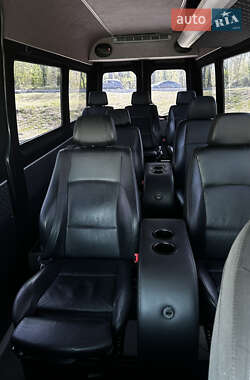 Микроавтобус Volkswagen Crafter 2012 в 