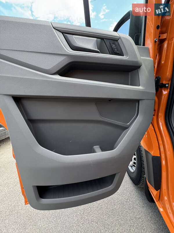 Вантажний фургон Volkswagen Crafter 2021 в Києві