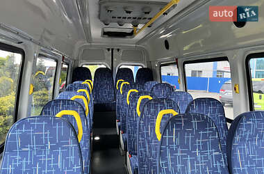Пригородный автобус Volkswagen Crafter 2014 в 