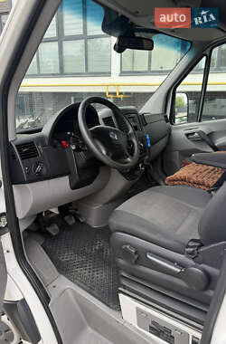 Грузовой фургон Volkswagen Crafter 2016 в 