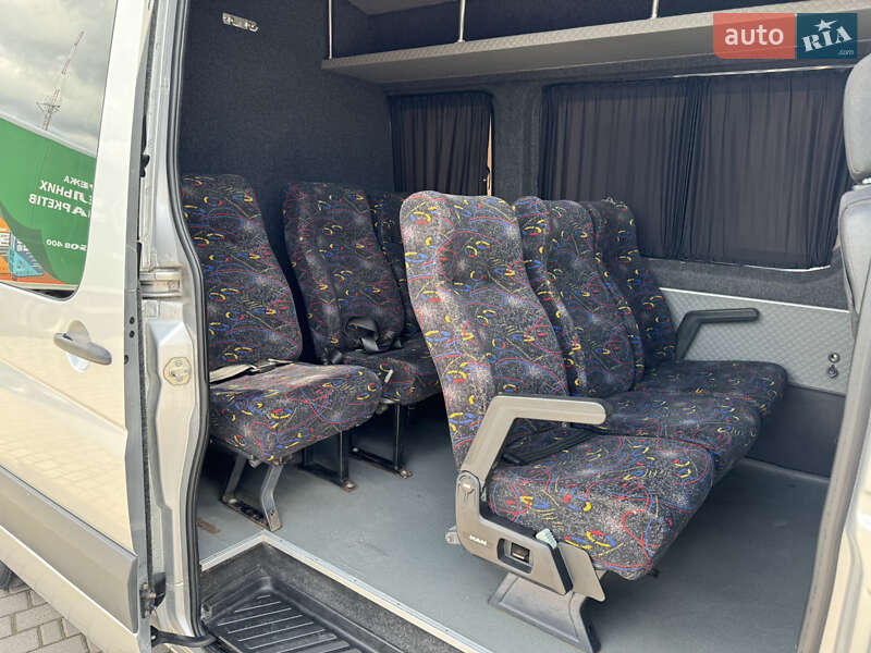 Мікроавтобус Volkswagen Crafter 2011 в Івано-Франківську