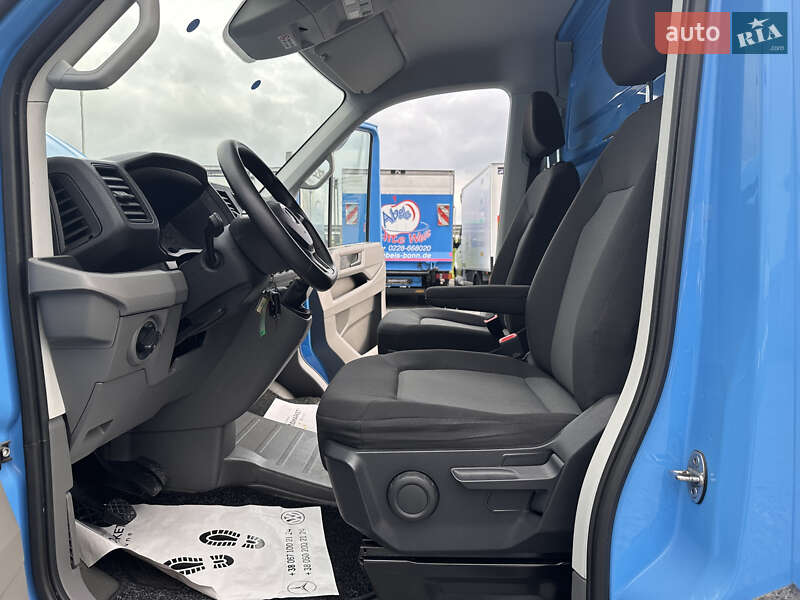 Автовоз Volkswagen Crafter 2018 в Ровно