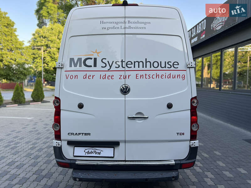 Грузовой фургон Volkswagen Crafter 2014 в Черновцах