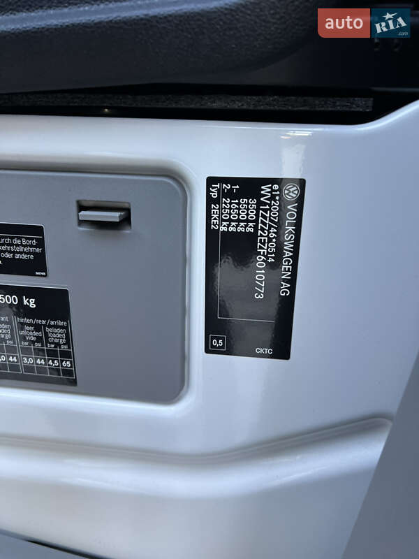 Грузовой фургон Volkswagen Crafter 2014 в Черновцах
