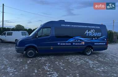 Пригородный автобус Volkswagen Crafter 2010 в 