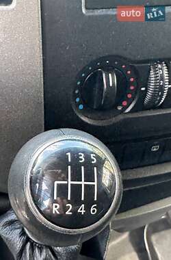 Грузовой фургон Volkswagen Crafter 2012 в 