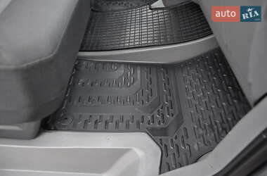 Вантажний фургон Volkswagen Crafter 2020 в 